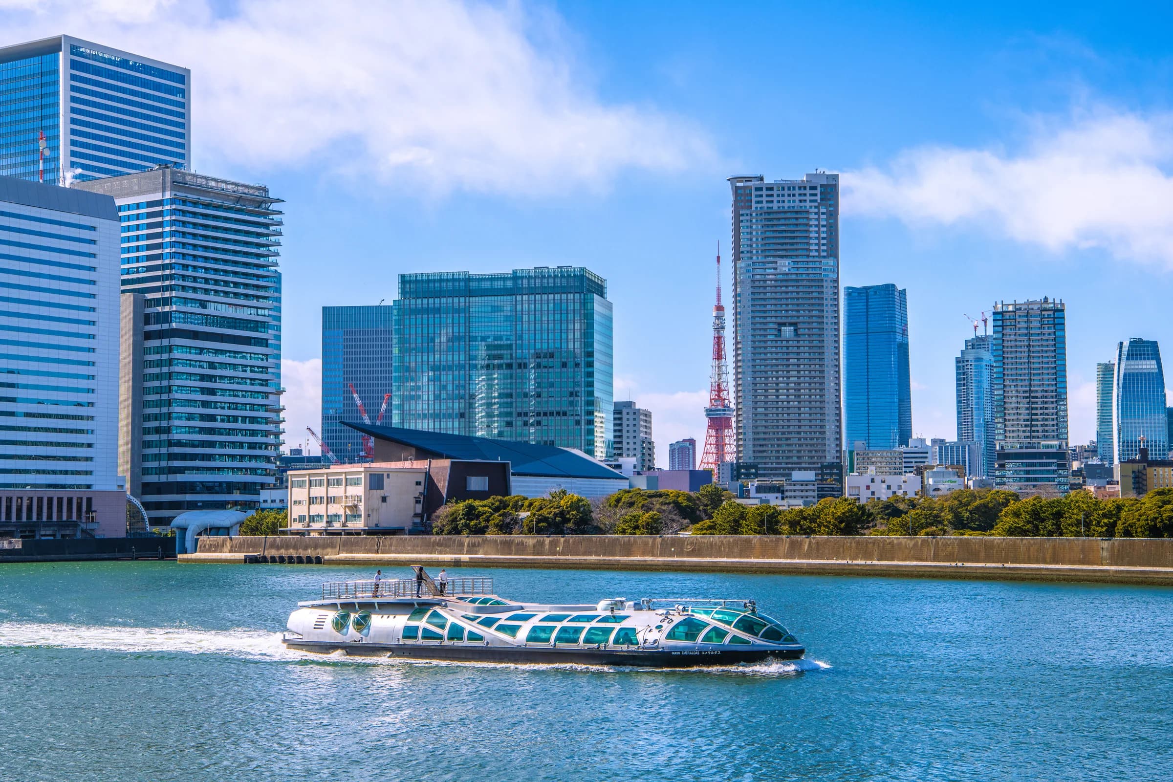 竹芝・浜松町・汐留と東京タワーを望む芝地区の街並み