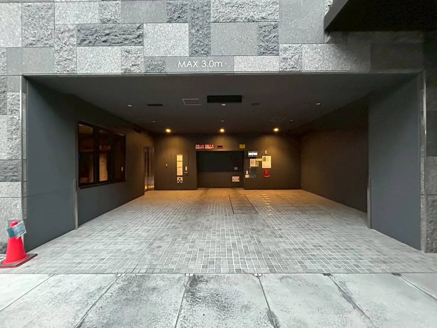 ブリリアタワー浜離宮 Parking