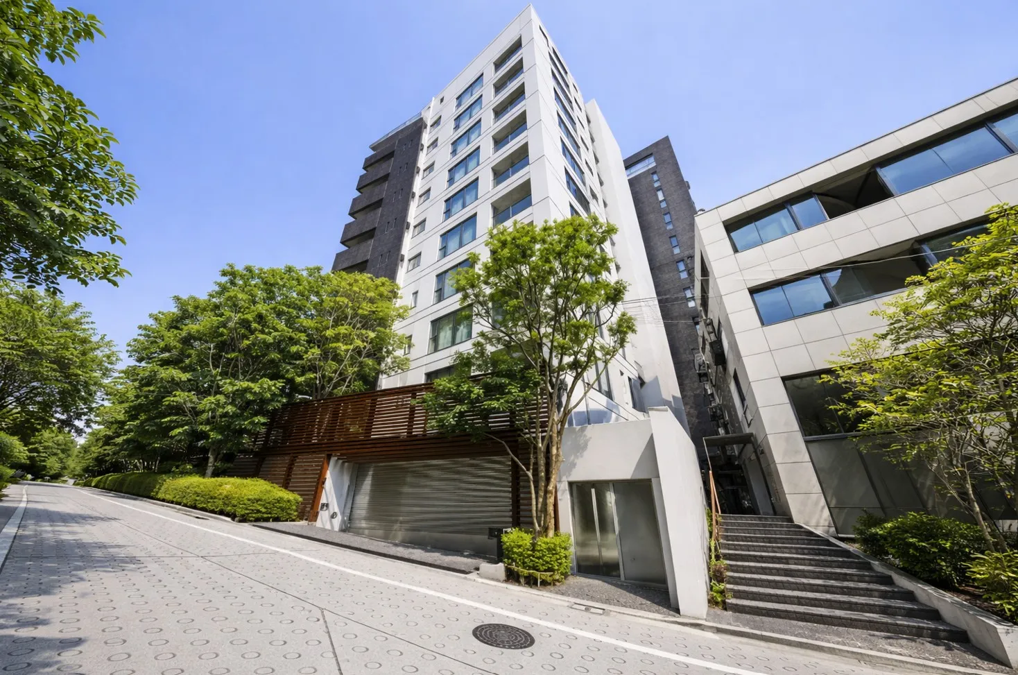 フォレセーヌ赤坂氷川町 外観