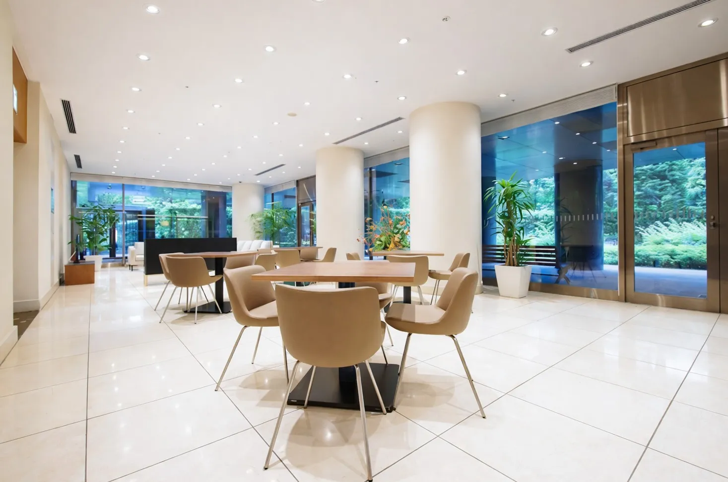 泉ガーデンレジデンス Lounge